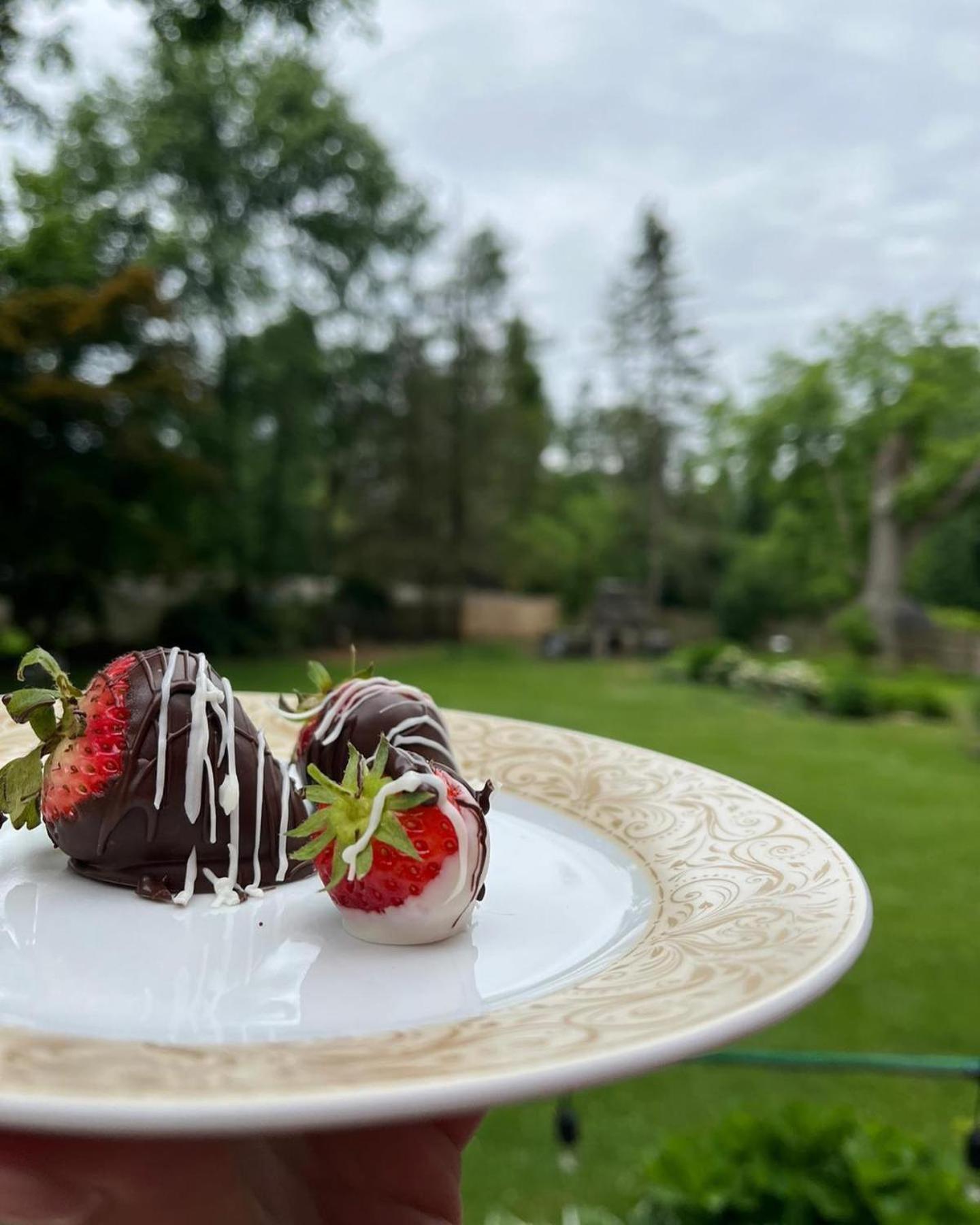 Antique1242 British Bed & Breakfast Енфийлд Екстериор снимка